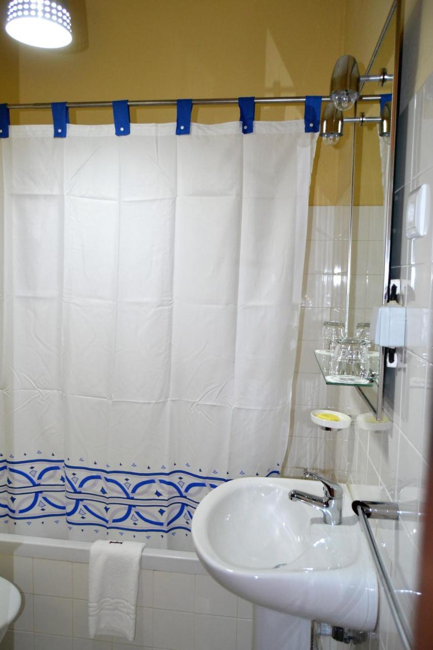Hotel Central Сан-Томе Екстер'єр фото